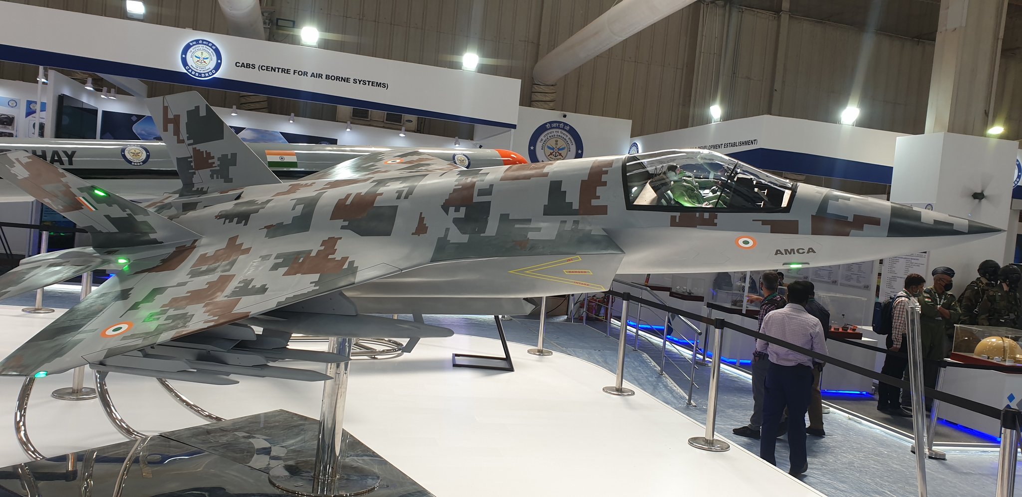 L’Inde lance les activités de fabrication de prototypes du chasseur de cinquième génération AMCA