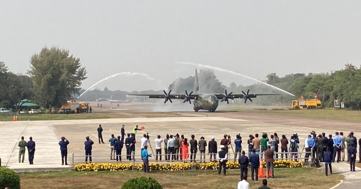 Le Bangladesh reçoit le quatrième ex-RAF C-130J