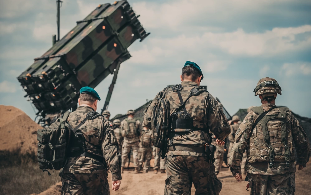 Les États-Unis transfèrent deux batteries de missiles Patriot en Pologne au milieu des tensions avec la Russie