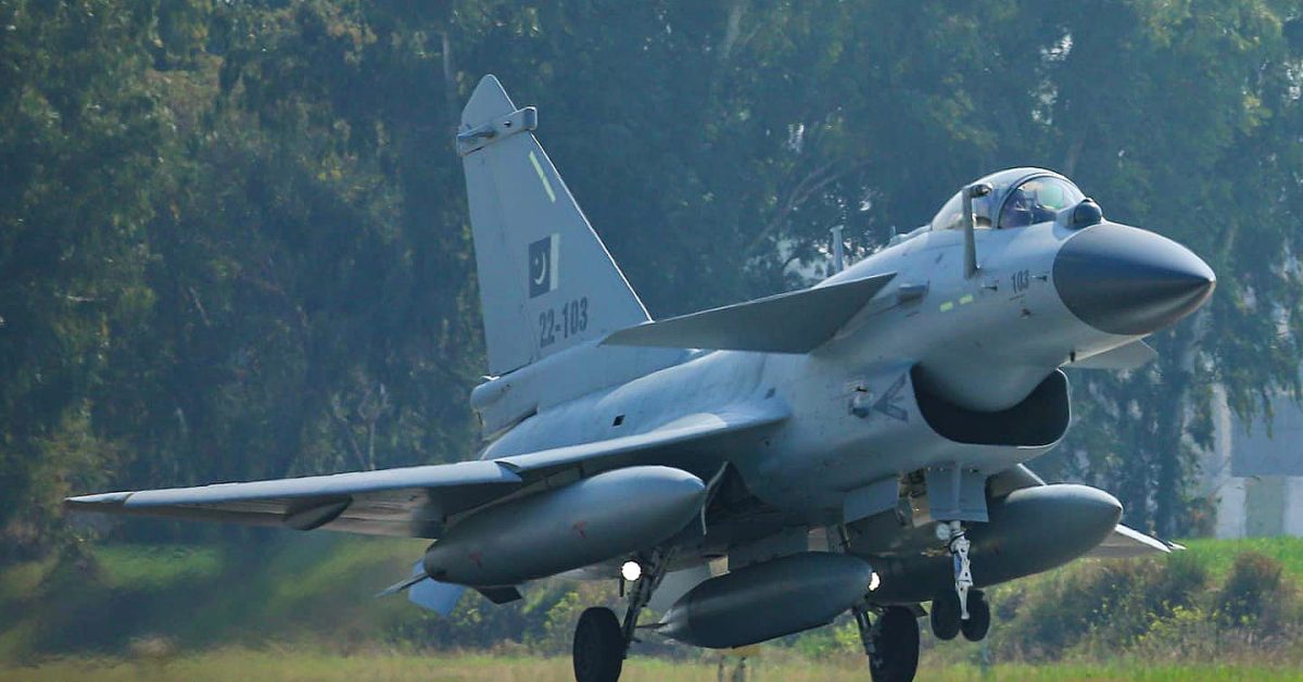 L’armée de l’air pakistanaise reçoit le premier lot d’avions de chasse J-10C