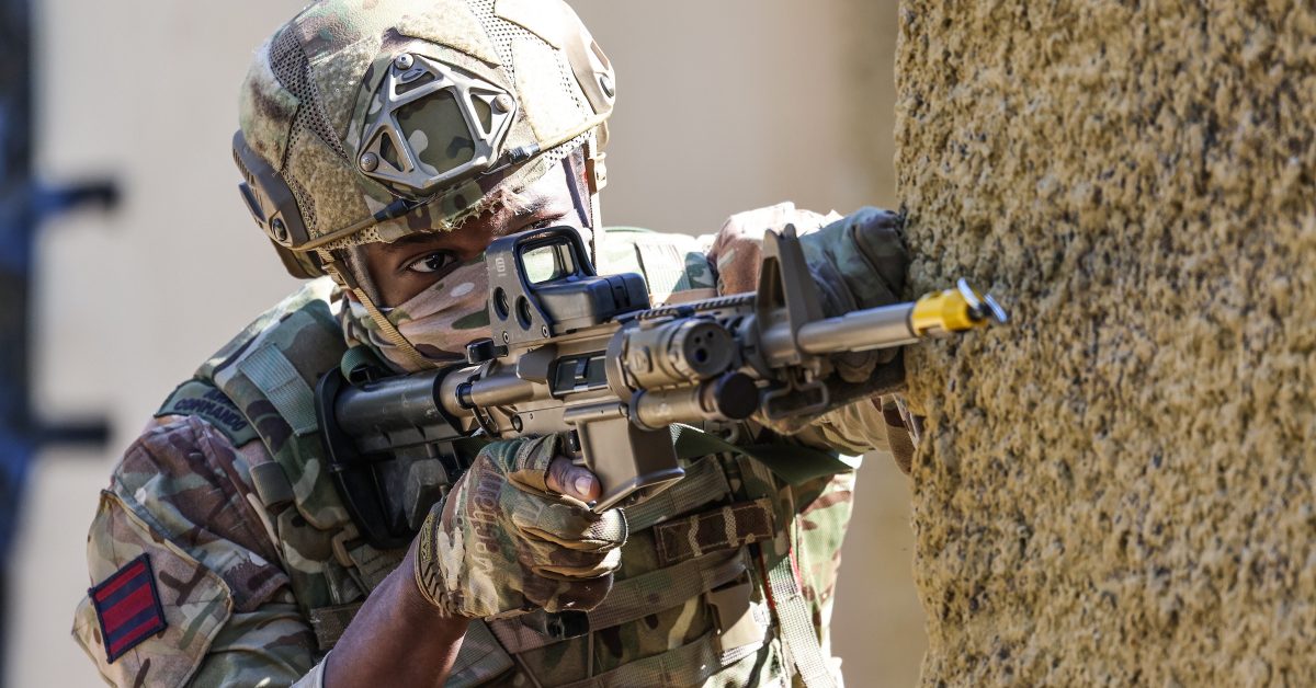 Le Royaume-Uni à la recherche d’un nouveau “fusil de brigade d’opérations spéciales de l’armée”