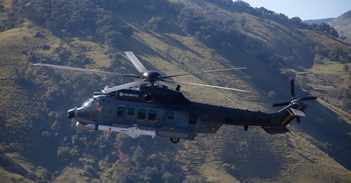 Le premier hélicoptère H225M est livré à la marine brésilienne