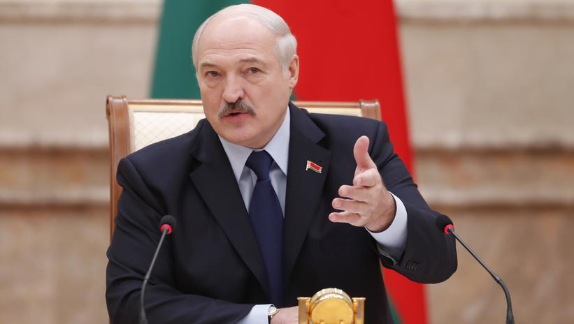 La Biélorussie mobilise son armée à la frontière polonaise