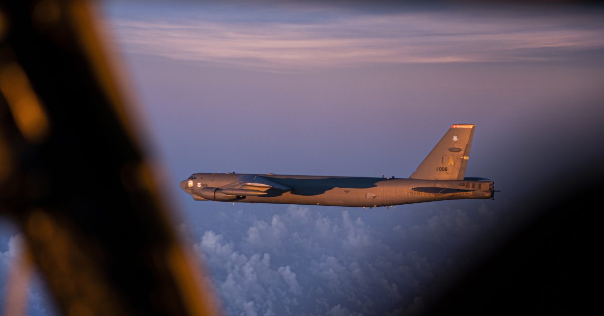 L3Harris remporte un contrat de 10 ans pour les mises à niveau de guerre électronique B-52