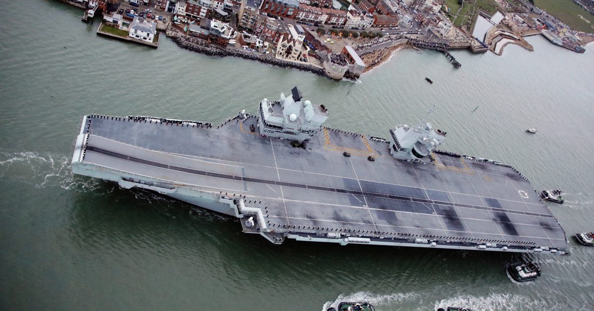 Les deux porte-avions britanniques seront déployés opérationnellement en 2022