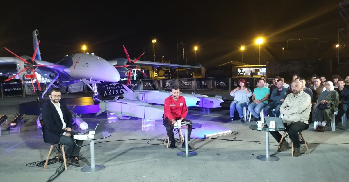 Première présentation publique du drone Baykar Akinci au TEKNOFEST 2019