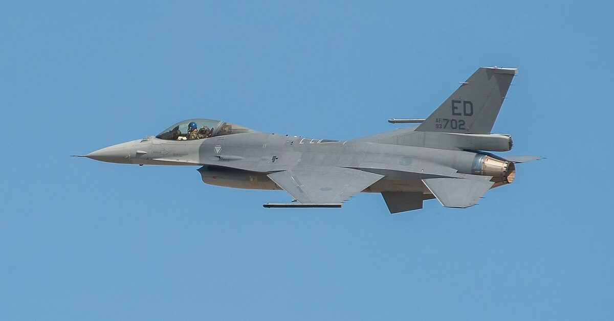 L’Indonésie poursuit l’achat de F-16V tout en maintenant les plans de Su-35