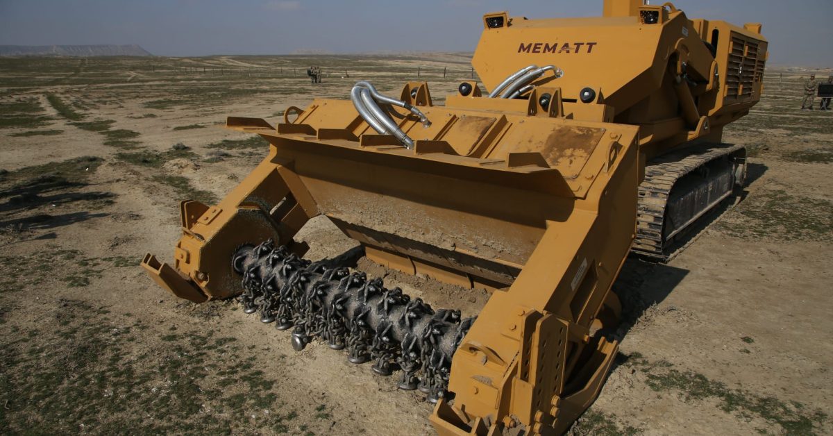 La Turquie livre 13 véhicules de déminage MEMATT à l’Azerbaïdjan