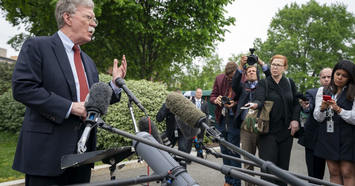 John Bolton revendique son expérience dans la planification de coups d’État étrangers