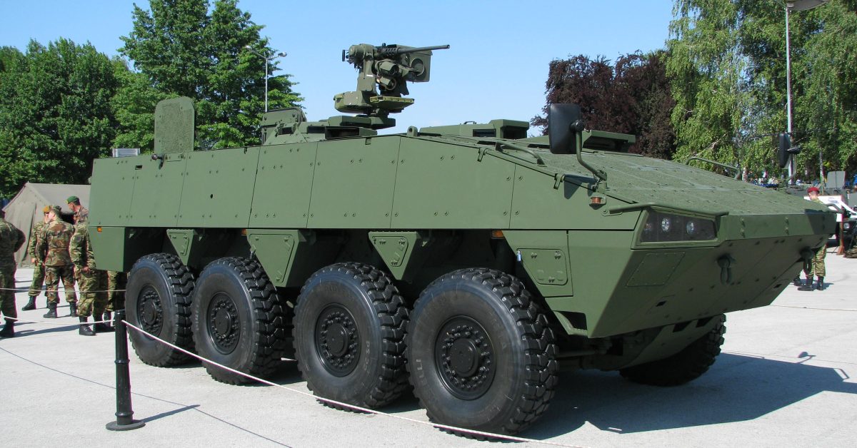Le Japon choisit Patria AMV XP comme futur véhicule blindé de transport de troupes