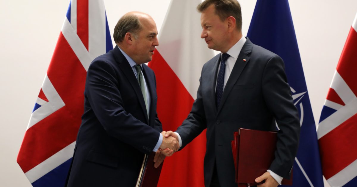 La Pologne et le Royaume-Uni signent des accords sur les frégates, les missiles et la défense aérienne