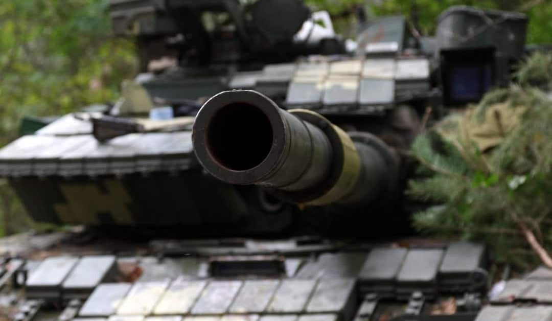 Un responsable américain : “Les chars sont absolument sur la table” pour l’Ukraine