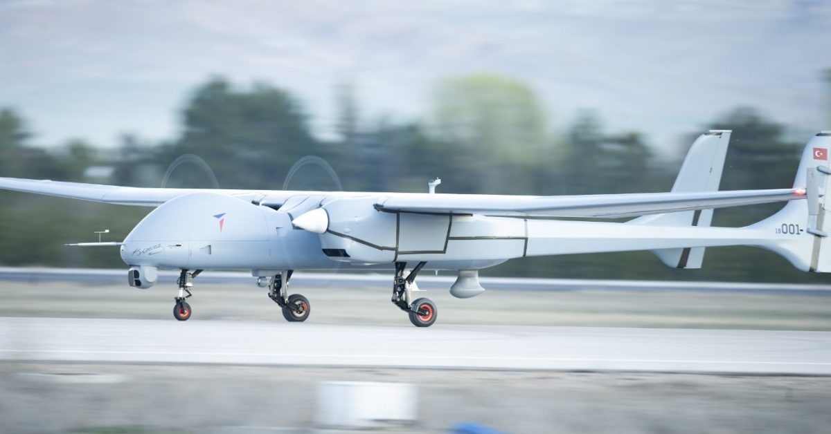 Le premier drone Aksungur est livré à la marine turque