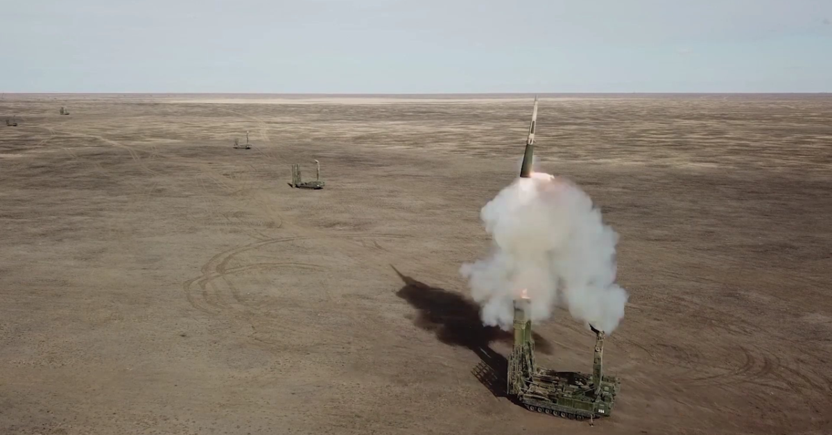 La Russie déploie des missiles S-300 sur les îles Kouriles