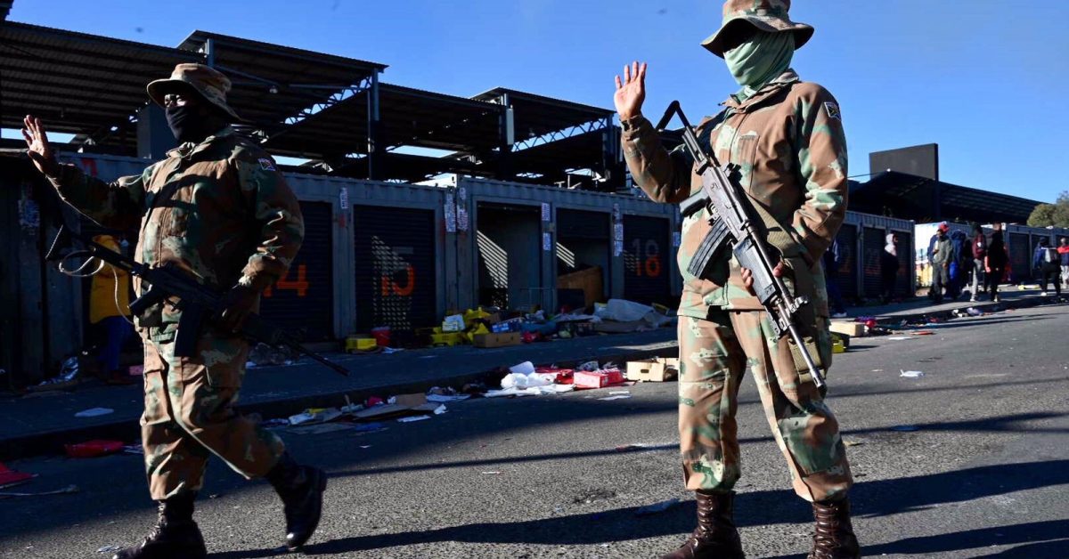 L’armée sud-africaine déployée en réponse aux émeutes et aux pillages