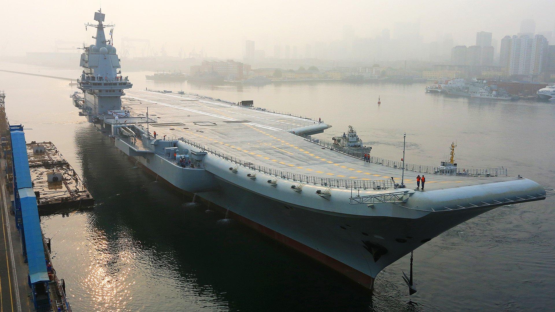 Le plus récent transporteur chinois met les voiles pour des essais en mer