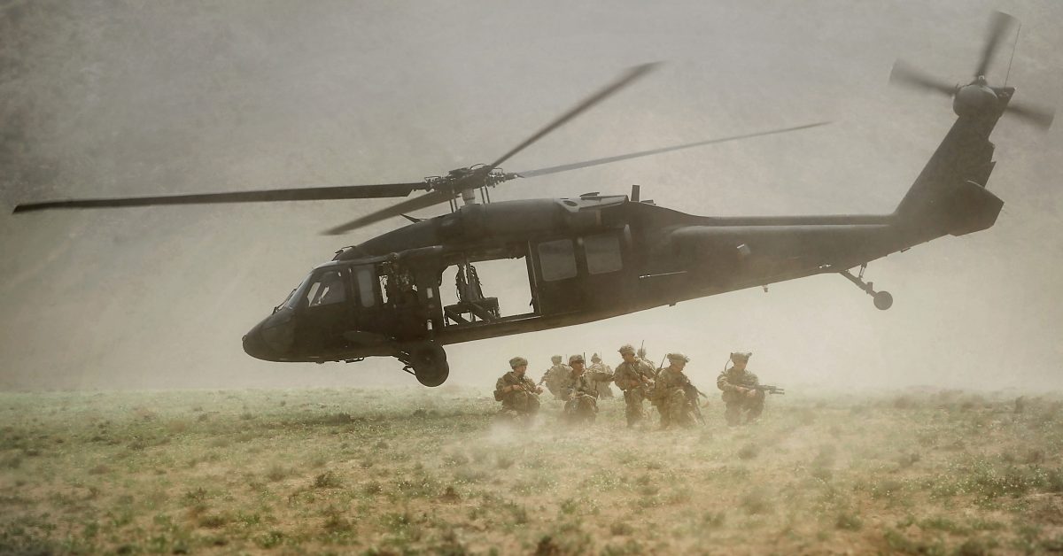 Les États-Unis approuvent la vente de 40 hélicoptères Blackhawk à l’Australie