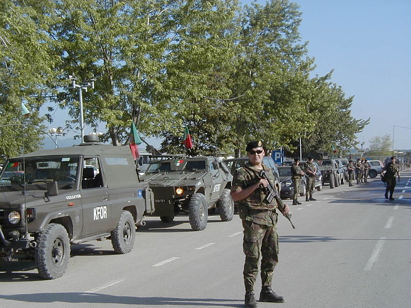 Les tensions à la frontière de la Serbie et du Kosovo s’intensifient à nouveau