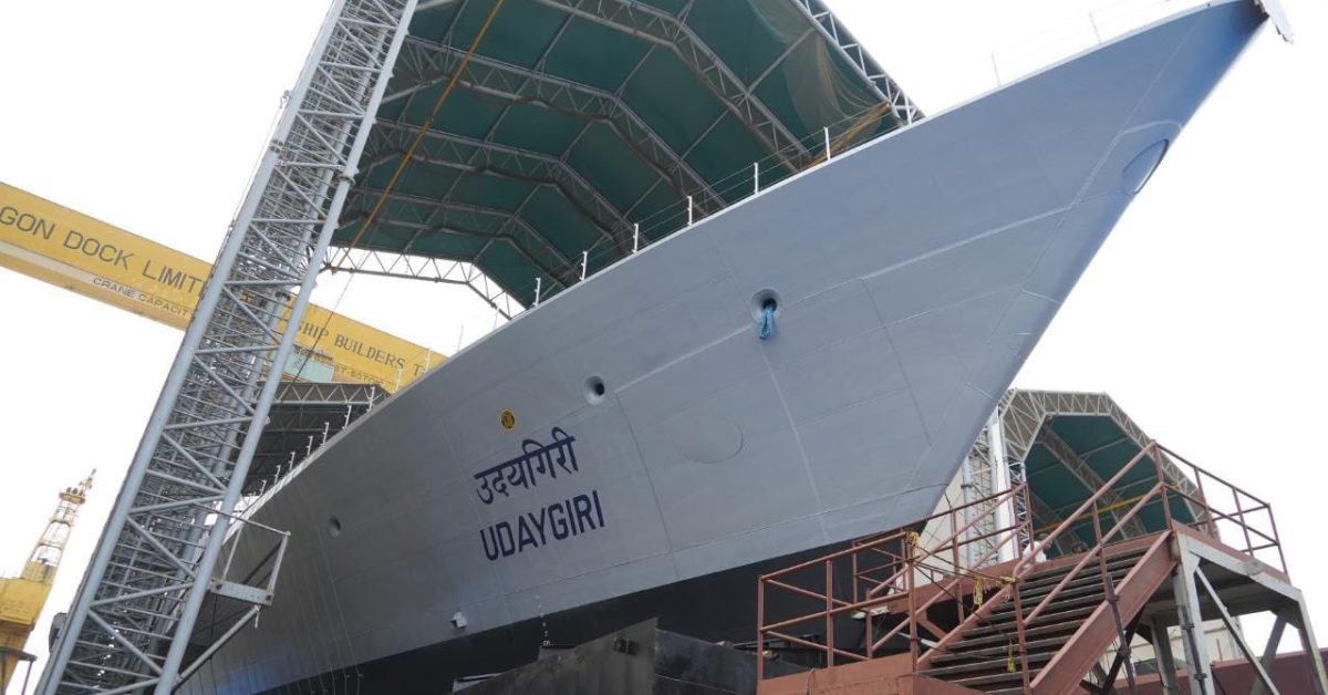 Le chantier naval indien lance deux navires de guerre, en attente de nouvelles commandes