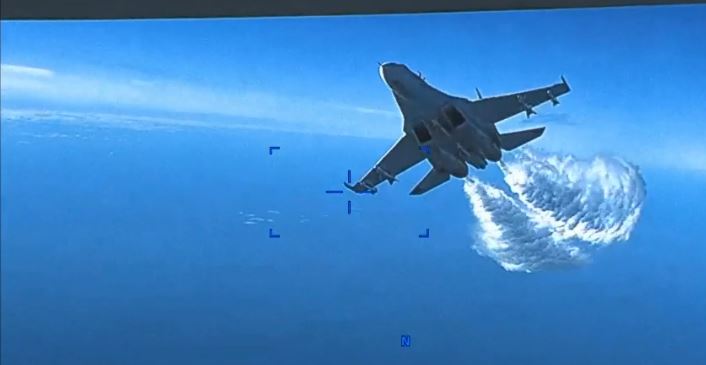 Le Su-27 russe entre en collision avec le MQ-9 Reaper américain