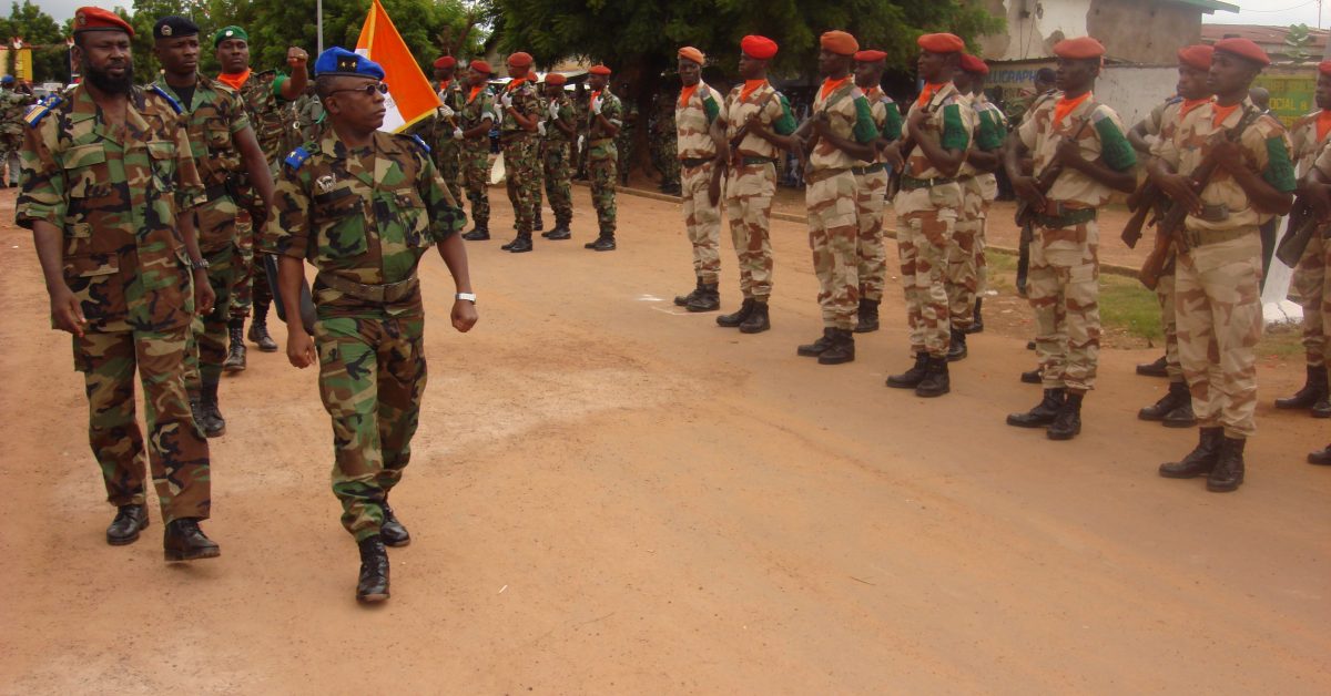 La Côte d’Ivoire accuse le Mali d’avoir pris en otage 46 soldats ivoiriens